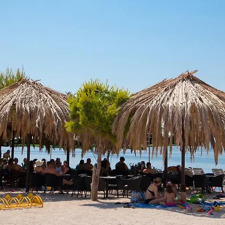 Luxury Front With Seaside View And Free Parking Appartamento *