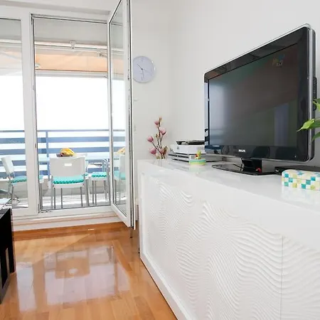 Luxury Front With Seaside View And Free Parking *