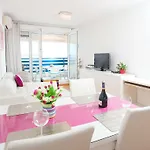 Luxury Front With Seaside View And Free Parking Apartman Split