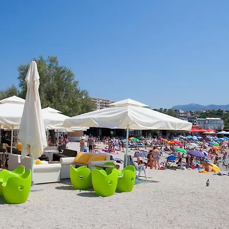 Luxury Front With Seaside View And Free Parking *