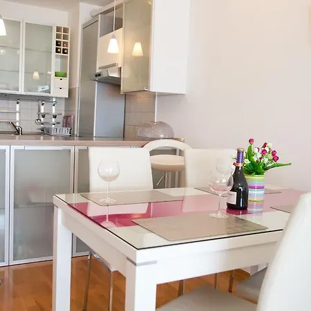 Luxury Front With Seaside View And Free Parking Split