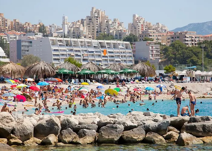 Luxury Front With Seaside View And Free Parking Apartment Split