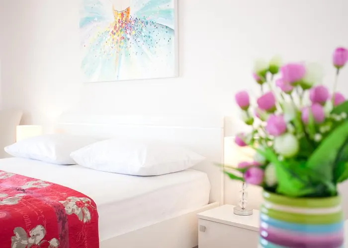 Apartment Luxury Front With Seaside View And Free Parking *